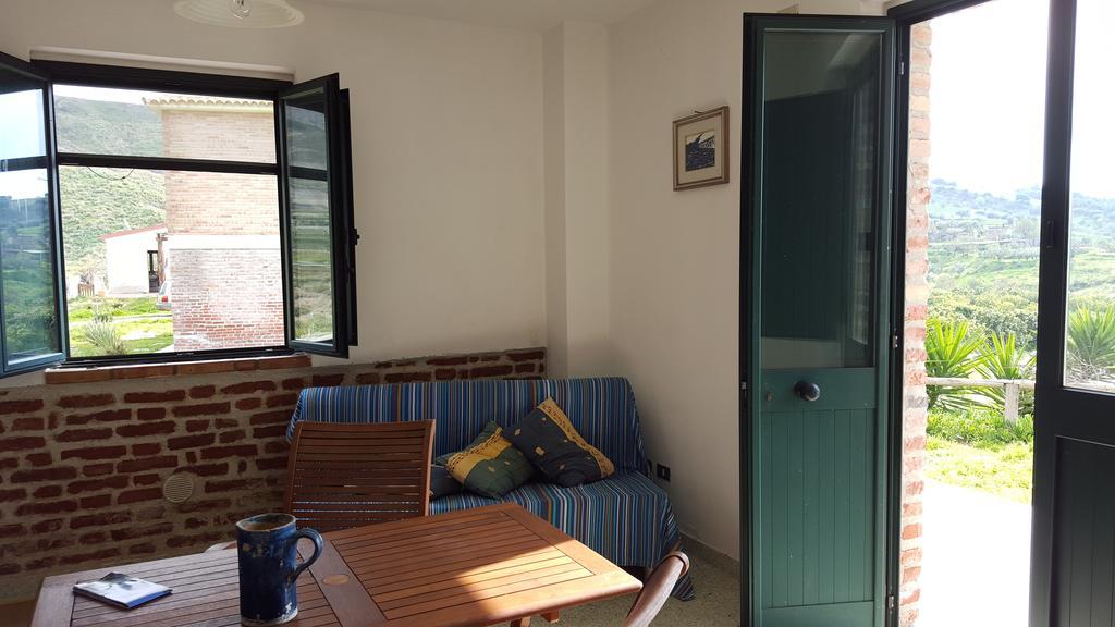 Villa Rio Rosa Bova Marina Esterno foto