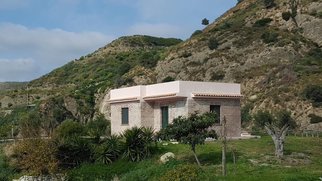 Villa Rio Rosa Bova Marina Esterno foto
