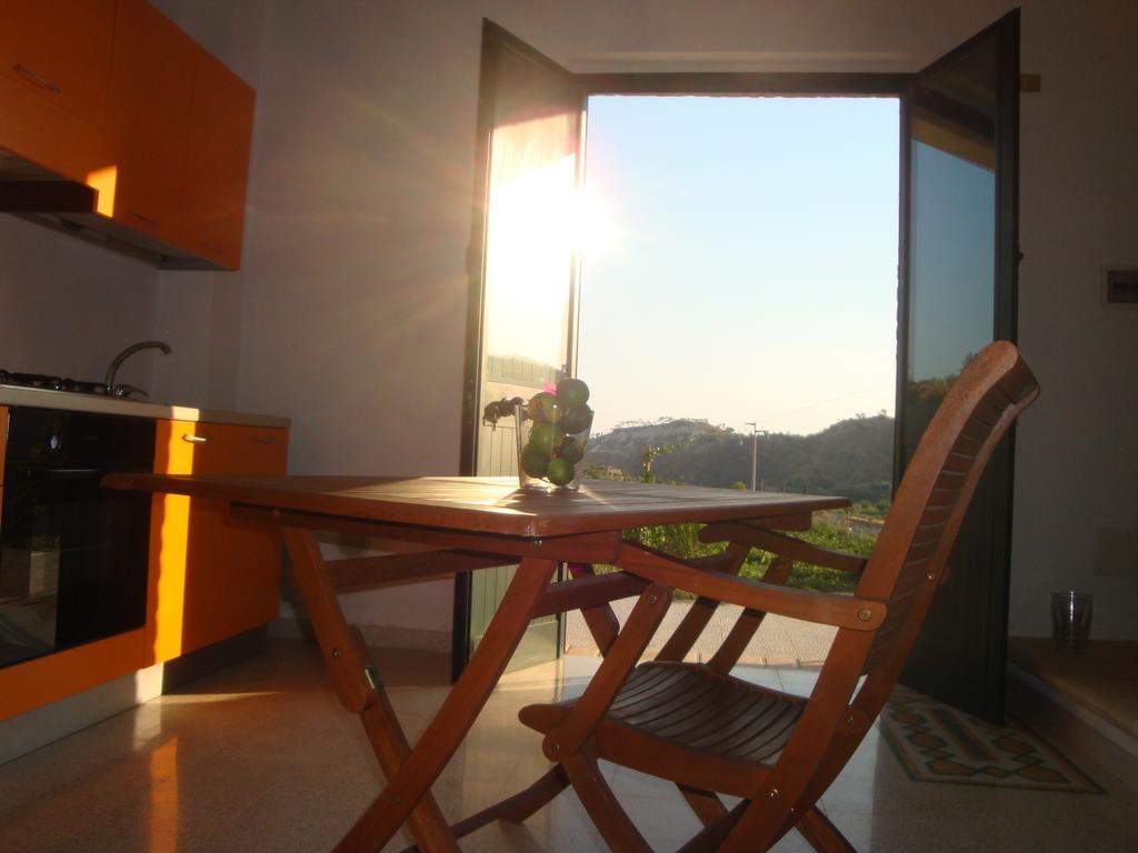 Villa Rio Rosa Bova Marina Esterno foto